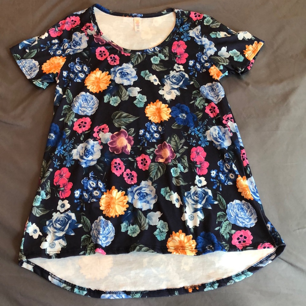 Lularoe everyday T